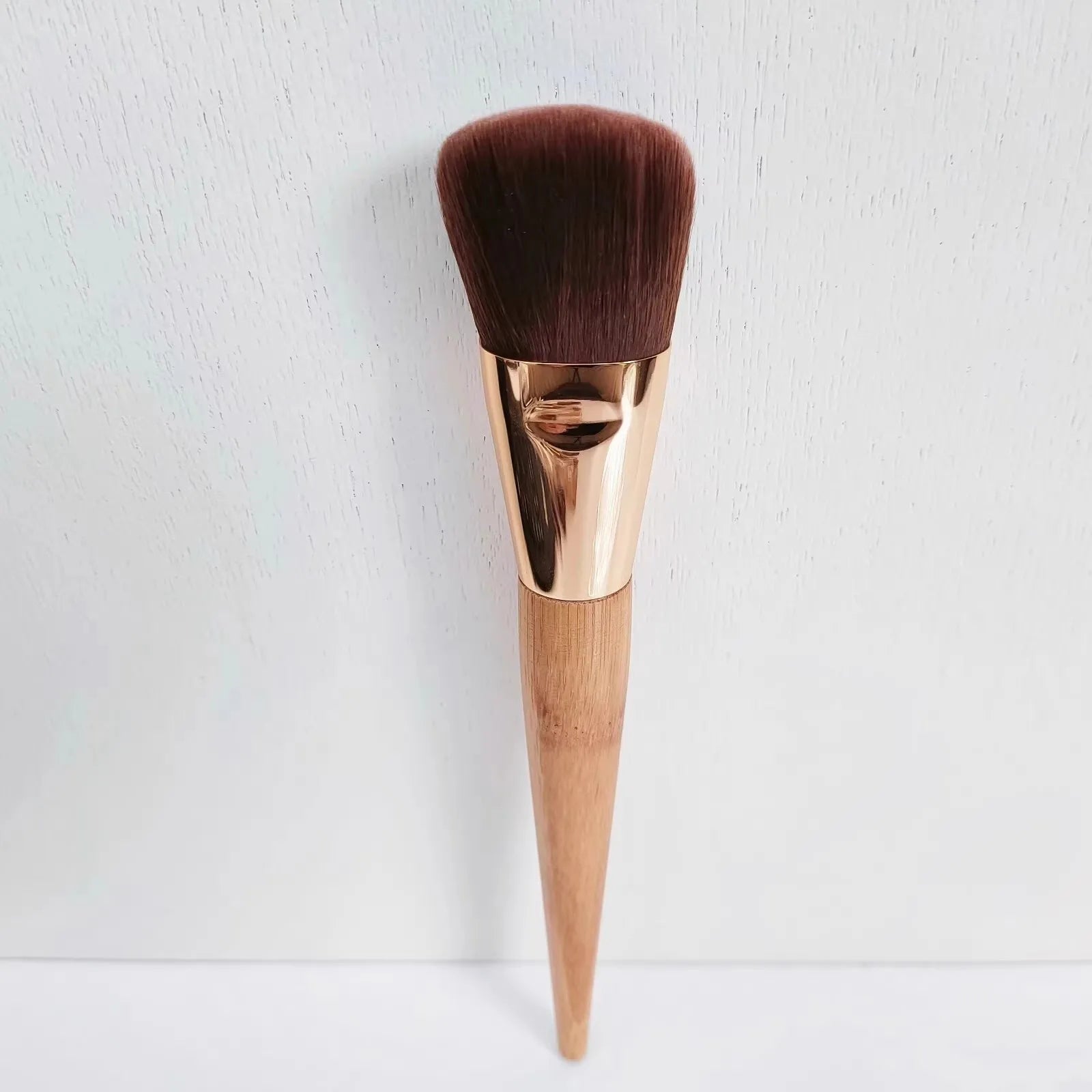 The Buffer Makeup Brush Luxe Bamboo Handle Airbrushing without the Air Fluffy Dome-Shaped Bristles Concealer Powder Foundation